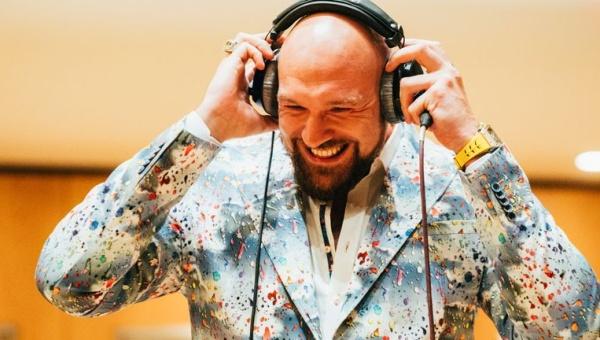 Tyson Fury records charity song