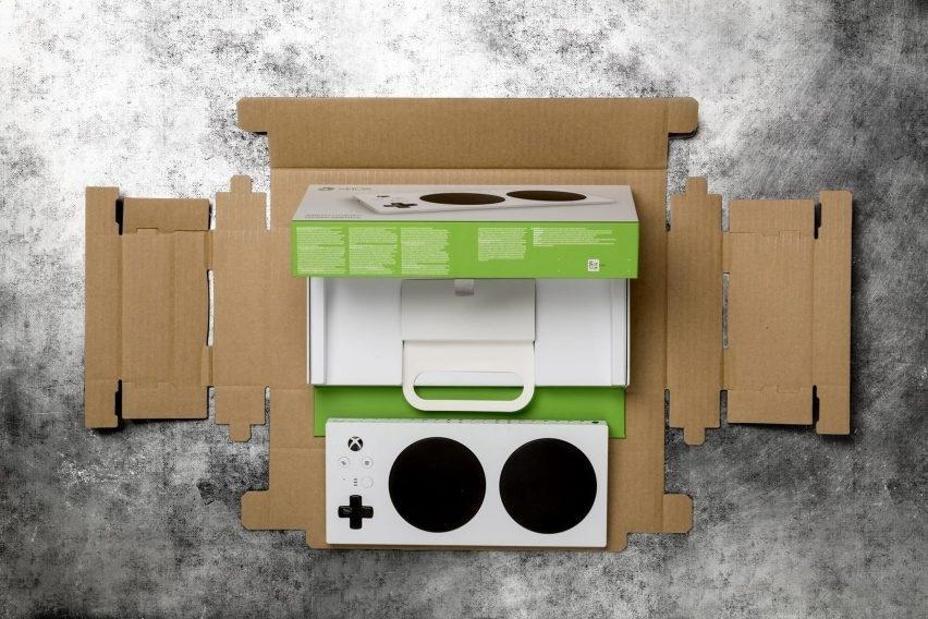 Xbox redesign their controller box
